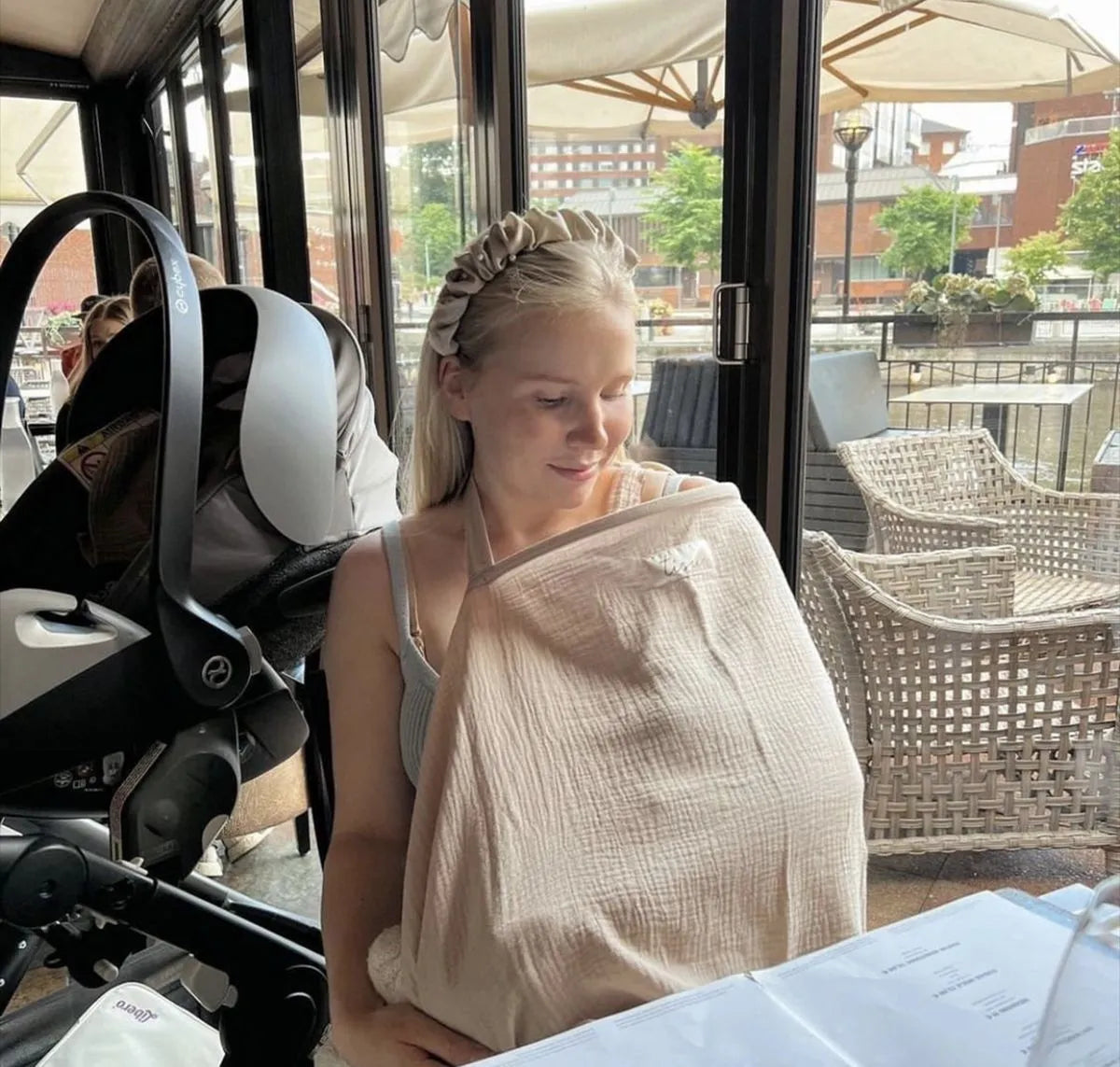 Nursing blanket